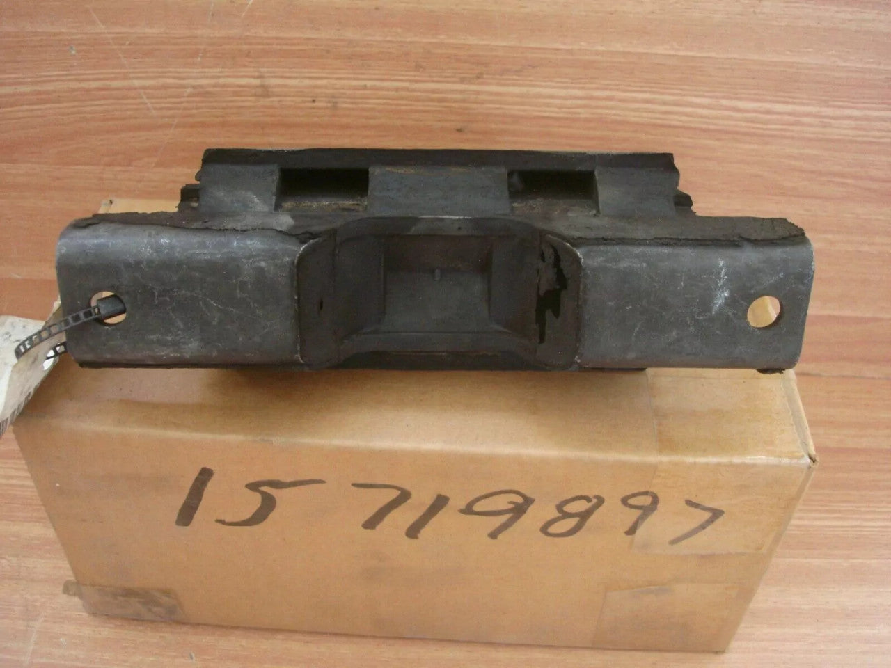 Engine Mount Rear fits Chevrolet Blazer GMC Jimmy 15719897 Genuine View Right