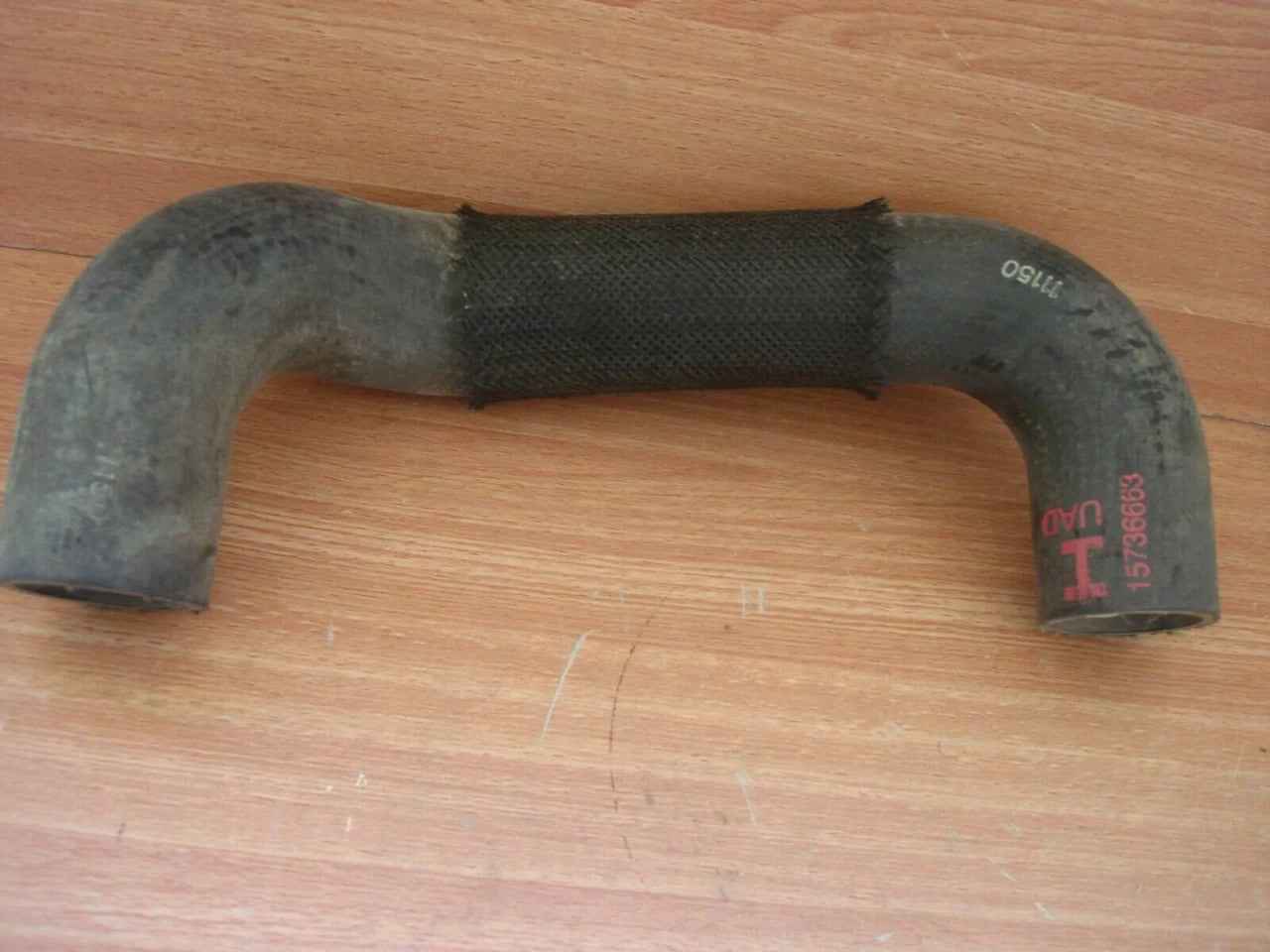 Radiator Hose Outlet RHD fits Chevrolet Blazer GMC Jimmy 15736663 Genuine View Front