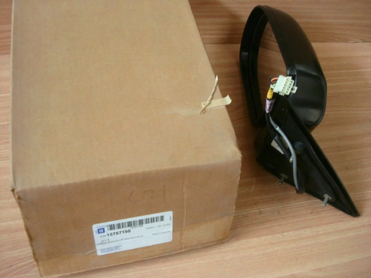 Wing Mirror Left RHD fits Chevrolet Blazer GMC Jimmy 15757195 Genuine View Front