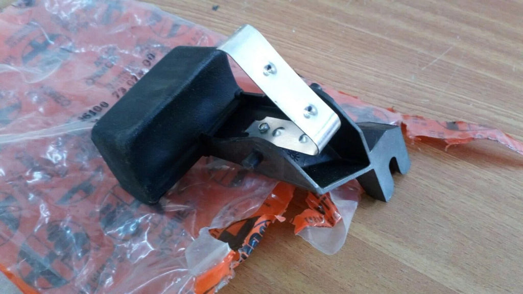 Interior Door Handle Front Right fits Alfa Romeo 75 161007307400 Genuine View Rear