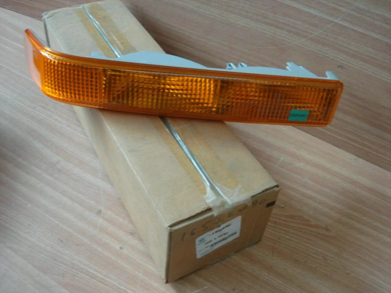 Indicator Turn Signal Front Right fits Chevrolet Blazer GMC Jimmy 4.3 16526490 View Front