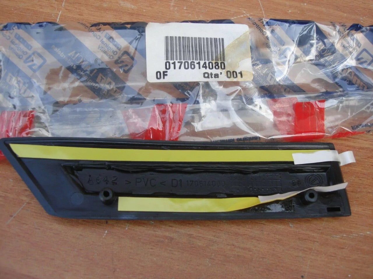 Fender Moulding Front Right fits Fiat Tipo 170614080 Genuine View Left