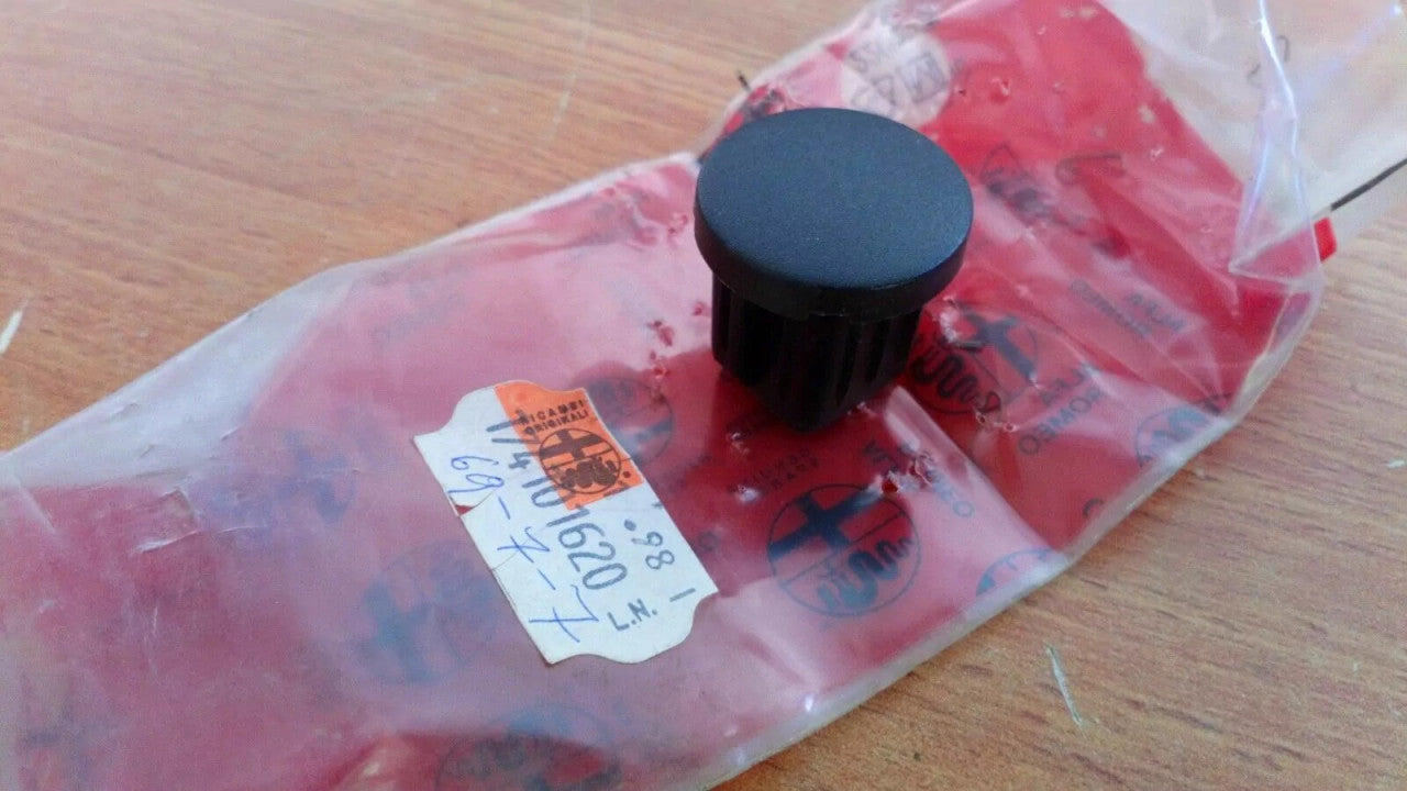 Front Seat Cap fits Alfa Romeo 156 174101620 Genuine View Front