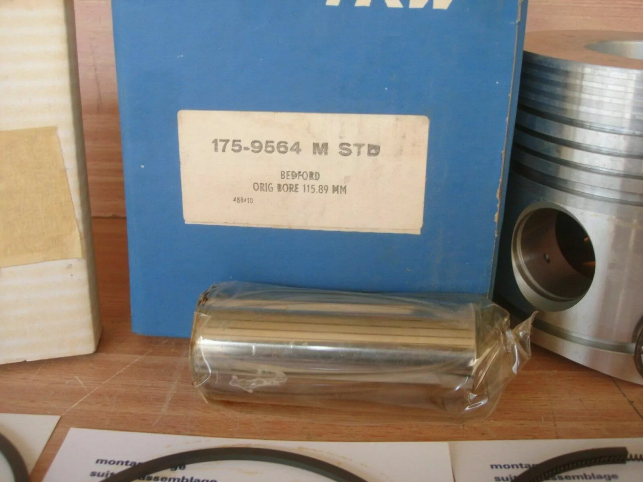 Piston Kit fits Bedford 466 70 115.89mm Bore STD 175-9564 View Right