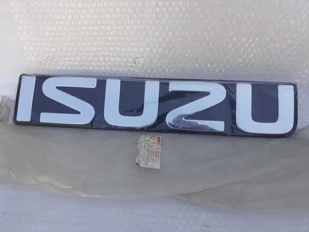 Emblem ISUZU fits Isuzu Bus Truck 1762106340 Genuine View Front