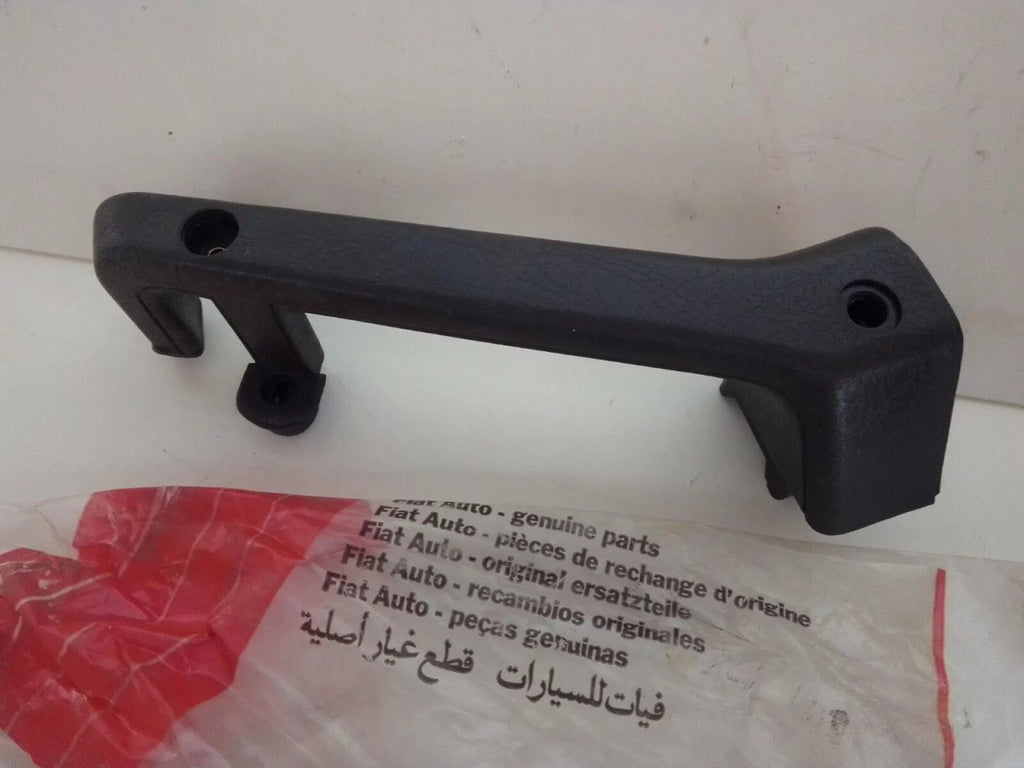 Door Pull Handle Right fits Lancia Delta 176242670 Genuine View Front