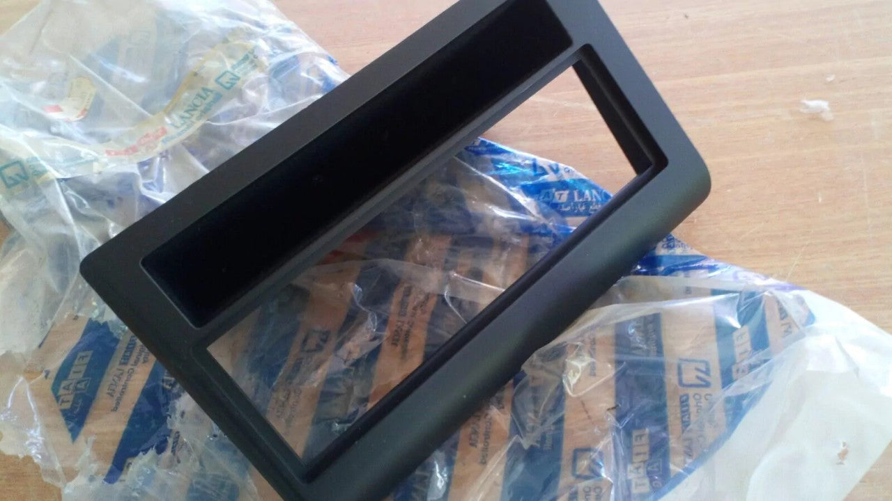 Centre Console Cover fits Lancia Dedra 176838480 Genuine View Rear