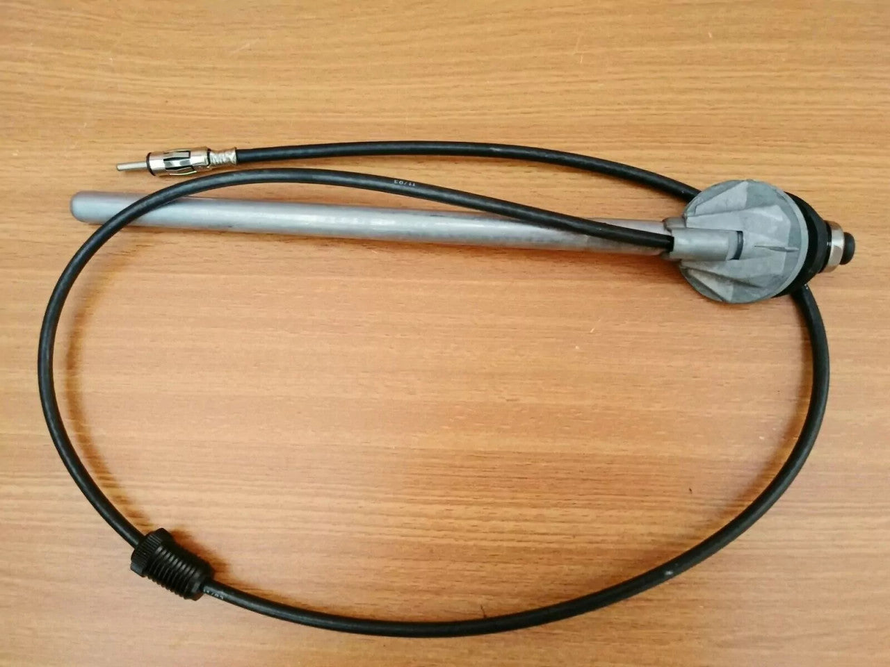 Antenna Manual fits Opel Vauxhall Combo 71 F25 B 90386527 Genuine 1784712 View Rear