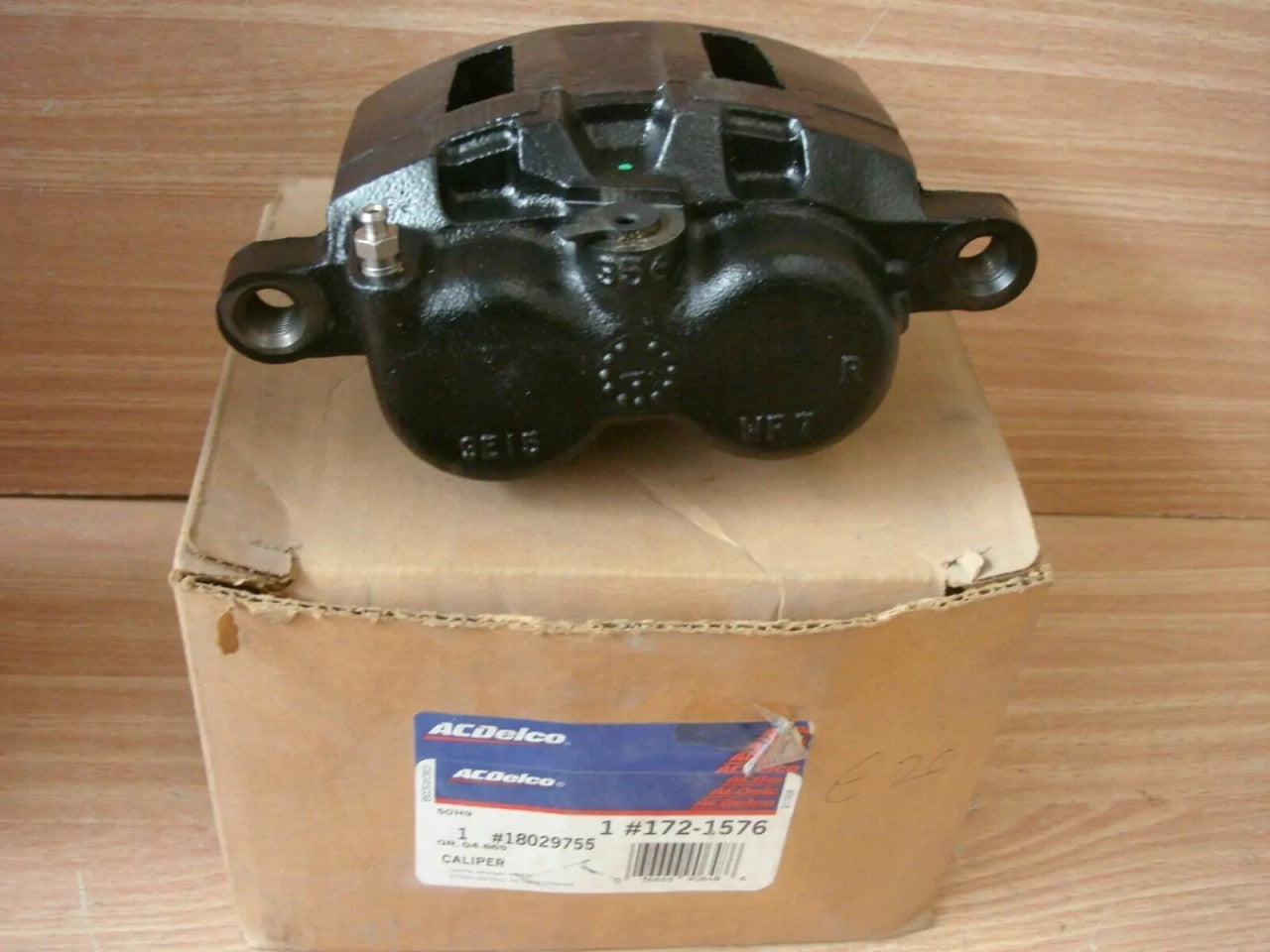 Brake Caliper Front Right fits Chevrolet Blazer GMC Jimmy 4.3 18029755 Genuine View Front