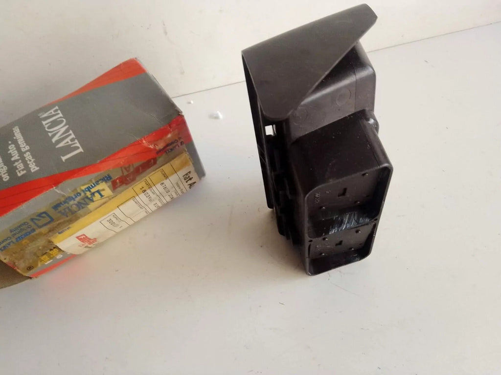 Air Vent RHD fits Lancia Y10 180396670 Genuine View Rear