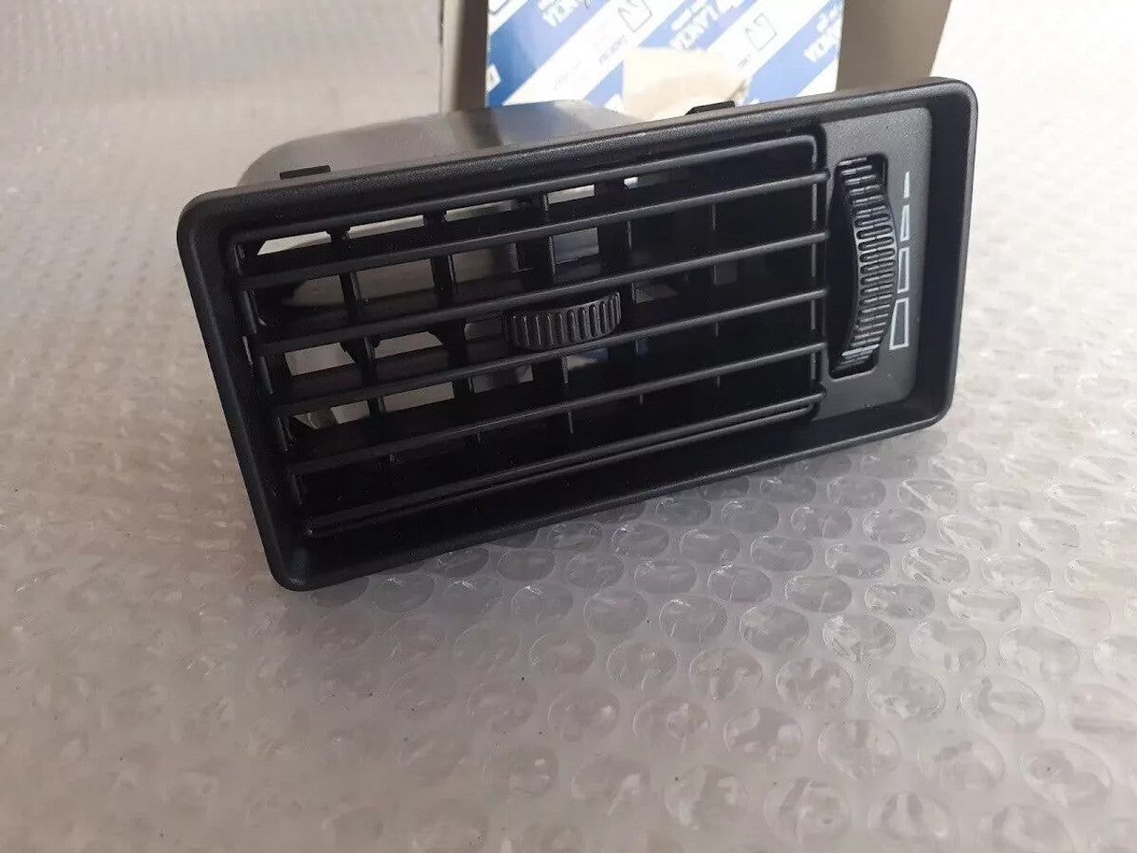 Air Vent fits Fiat Tipo Sport 180868780 Genuine View Rear