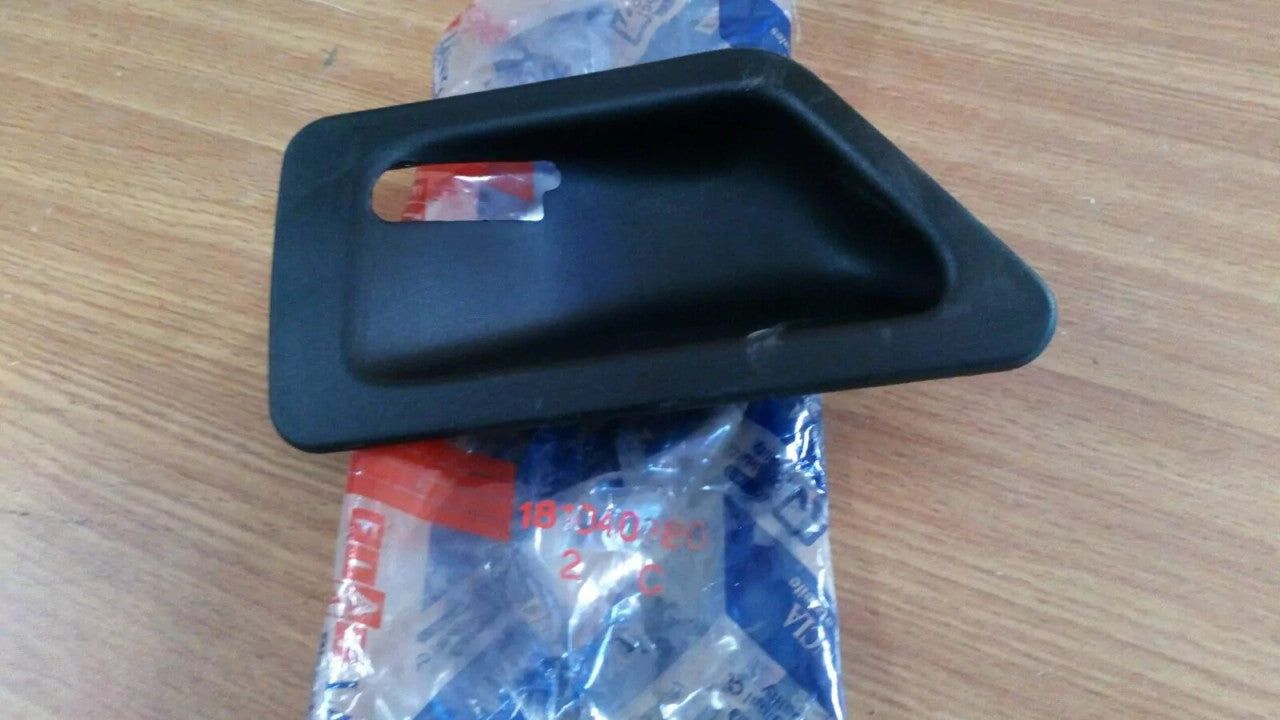 Interior Door Handle Bezel Right fits Fiat Tipo Tempra 181040380 Genuine View Front