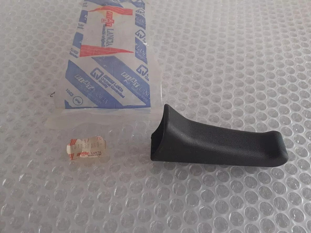 Seat Handle fits Fiat Tipo Lancia Dedra Alfa Romeo 155 181137080 Genuine View Left