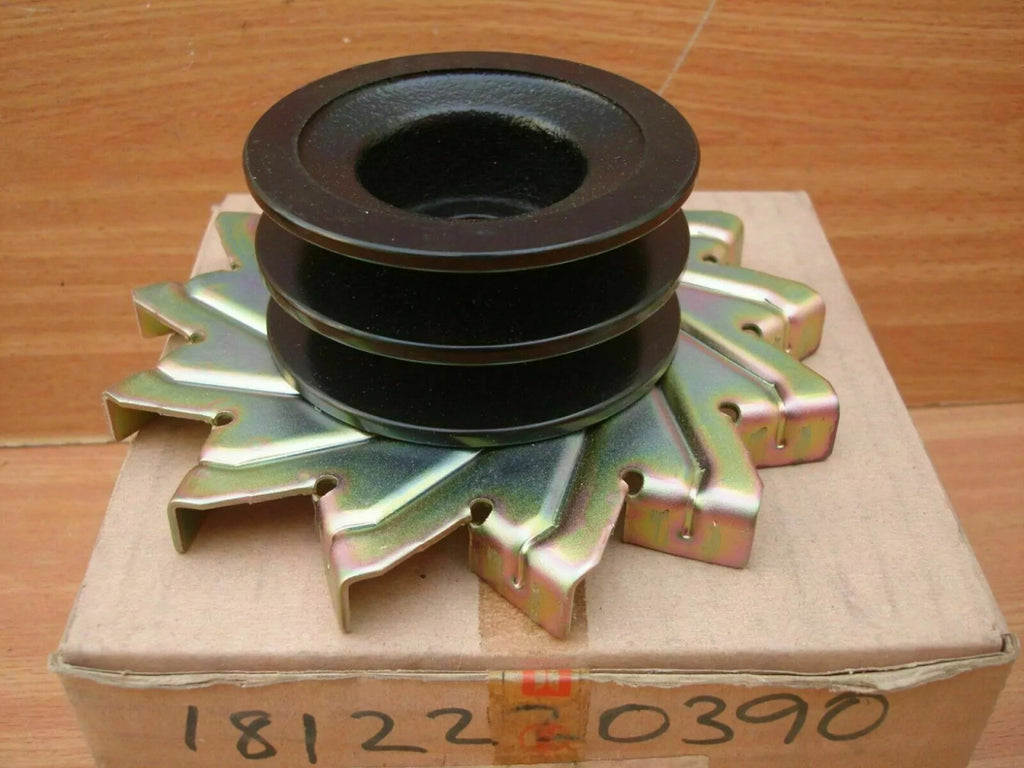 Alternator Pulley fits Isuzu LT02 MV118 Hitachi 6BD1 6BD1T Genuine 1812220390 View Front