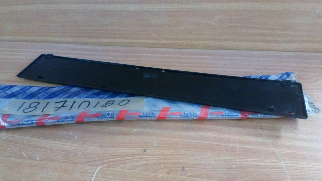 Front Grill Support Bracket fits Fiat Uno 181710180 Genuine View Rear