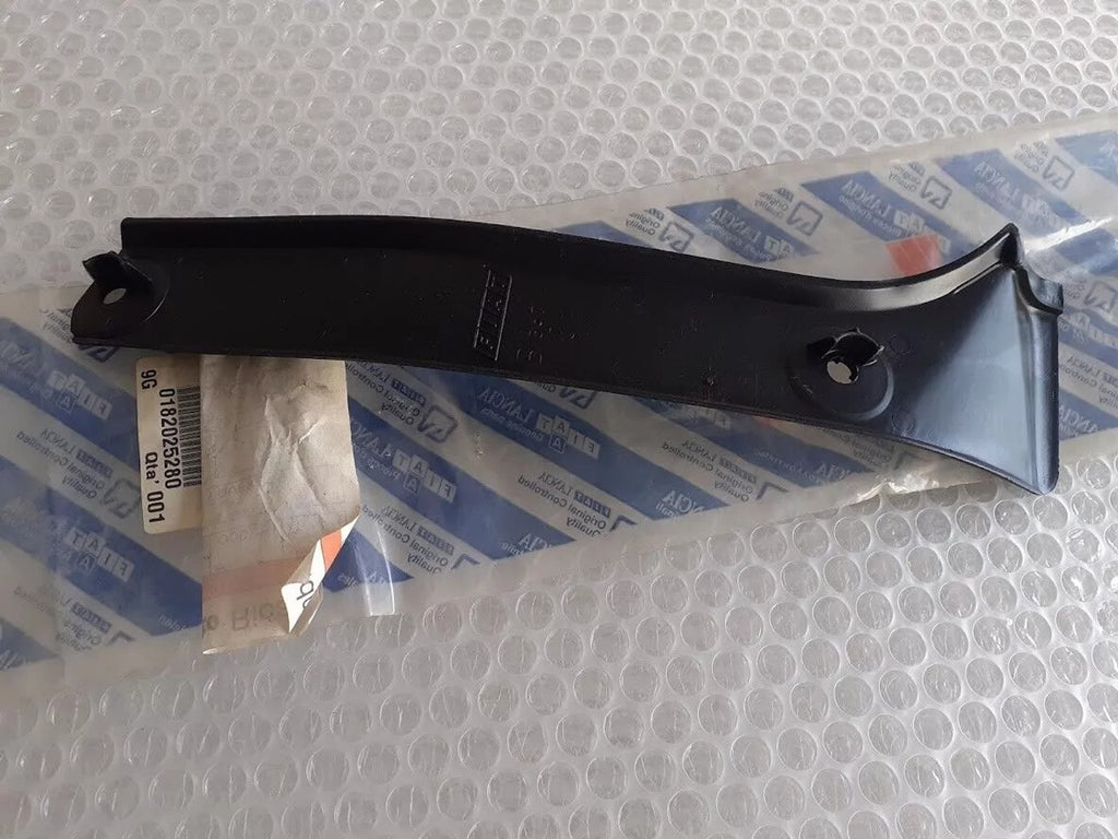 Interior Trim A Pillar Lower Left fits Fiat Uno Turbo 182025280 Genuine View Right