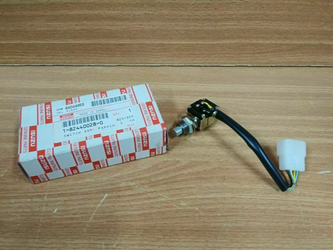 Handbrake Switch fits Isuzu Bus Truck CHR FSS FSR LT 1824400280 Genuine View Front