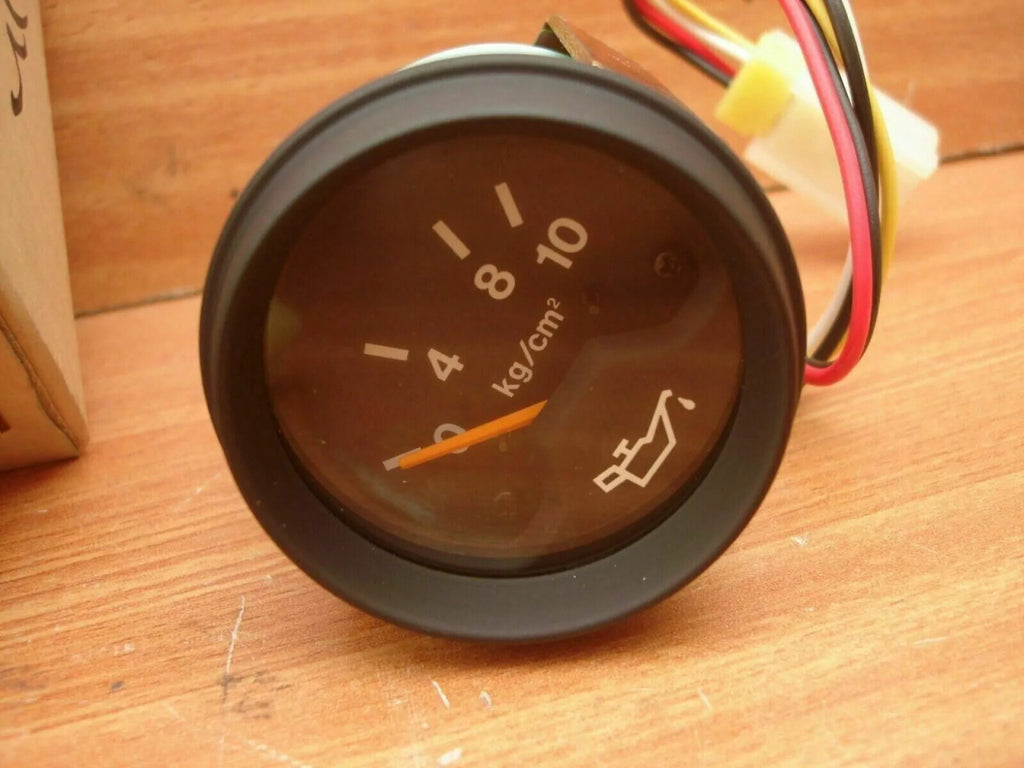 Oil Pressure Gauge fits Isuzu Truck Bus LV CTR CQR Hitachi Excavator Genuine 1831501800 View Rear
