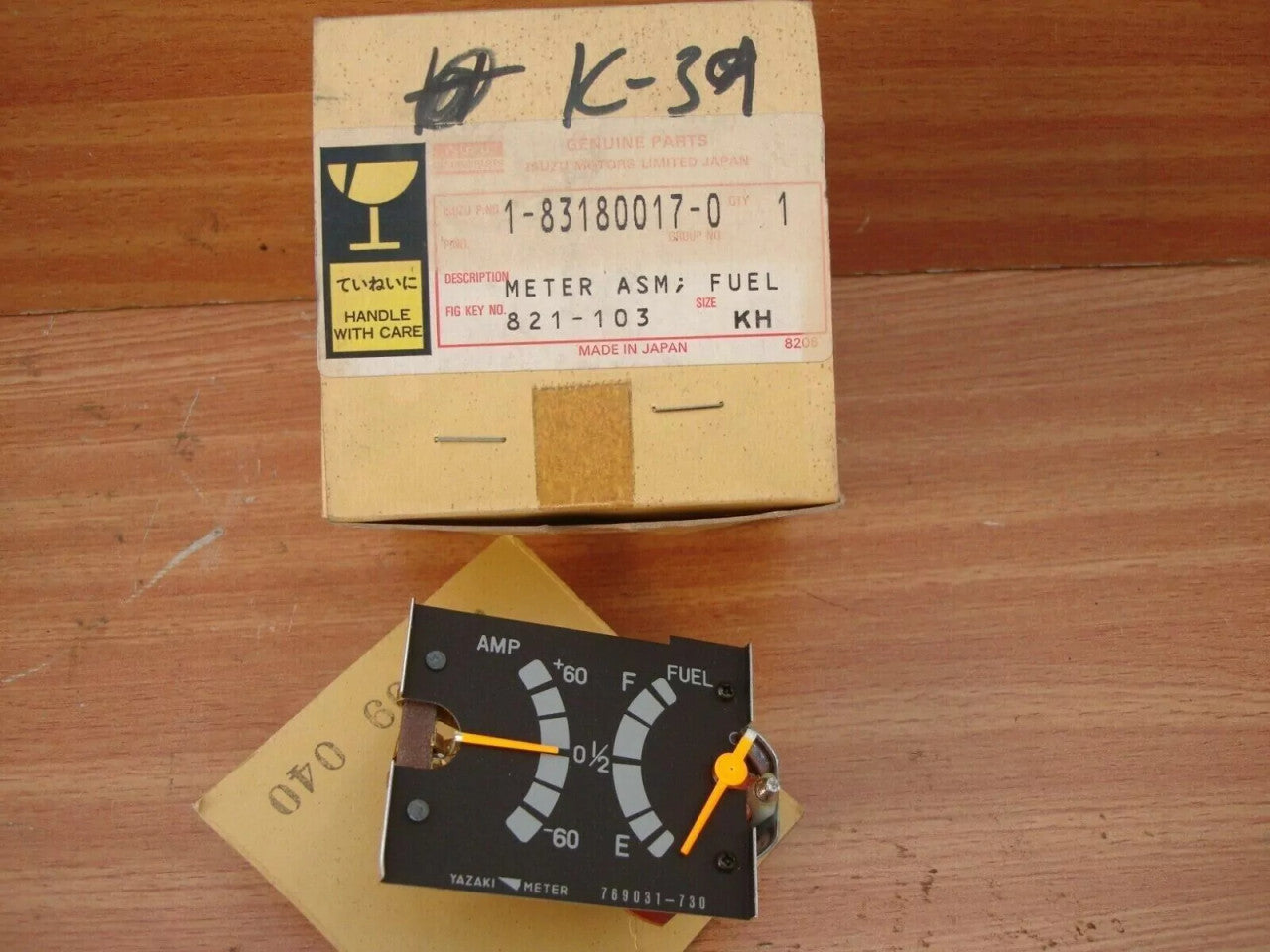 Fuel Gauge fits Isuzu Trucks Bus 1-83180017-0 Genuine 1831800170 View Front