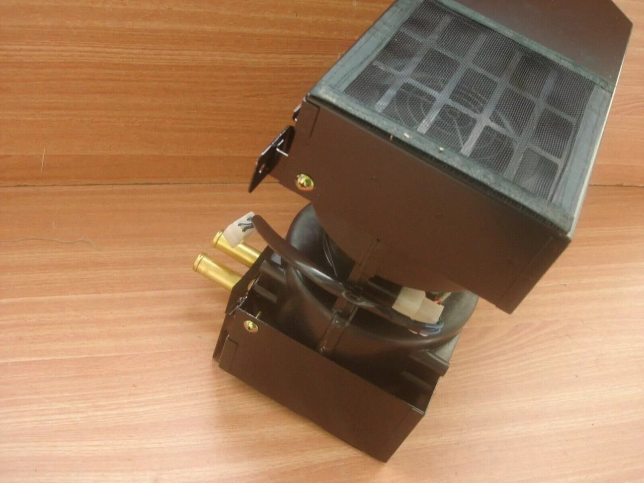 Heater Core fits Isuzu Truck Bus MT LT MR 1835111180 Genuine View Right