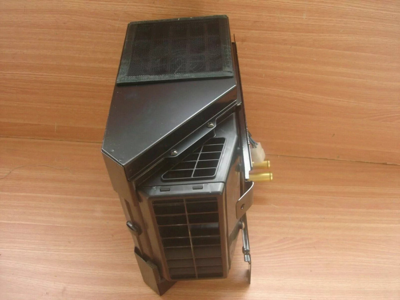 Heater Core fits Isuzu Truck Bus MT LT MR 1835111180 Genuine View Left