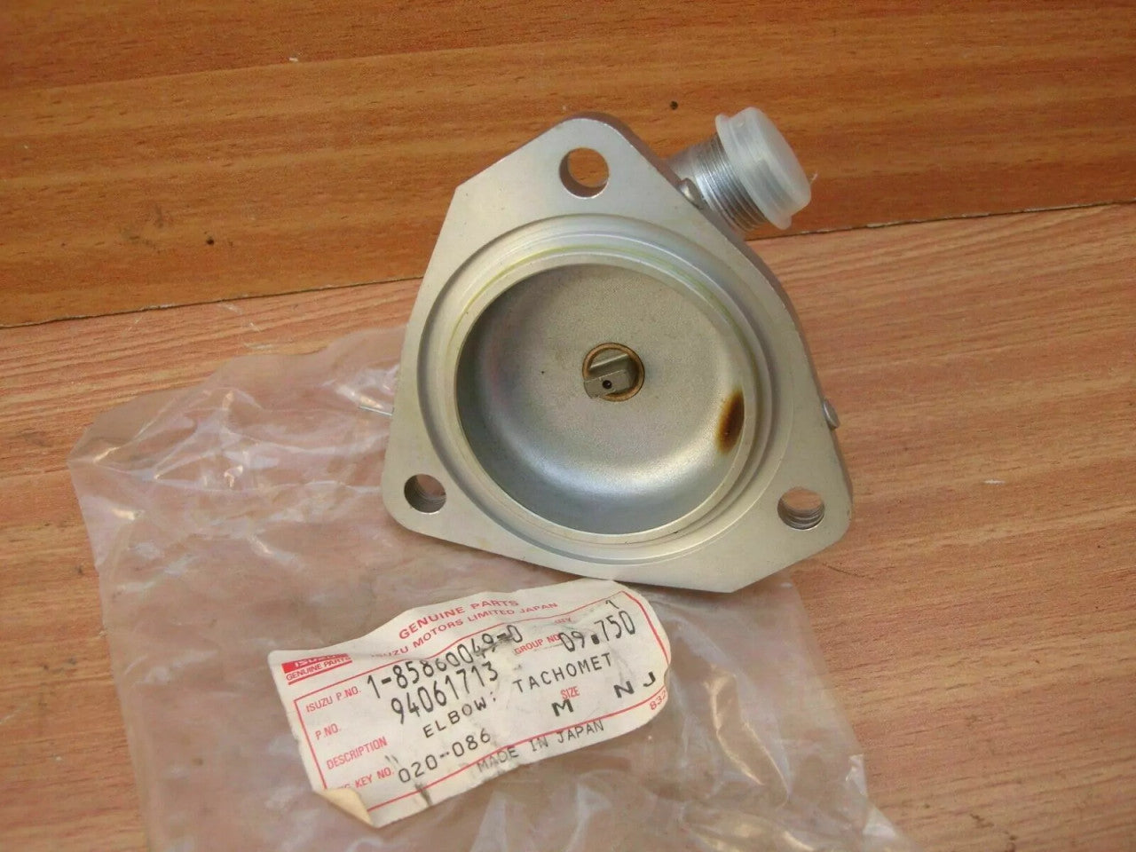 Tachometer Elbow fits Isuzu Bus Heavy Trucks Hitachi Mark2 Excavators Genuine 1858600490 View Rear