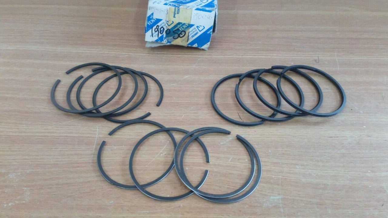 Piston Rings Set fits Fiat Uno Lancia Delta 1900501 Genuine View Rear