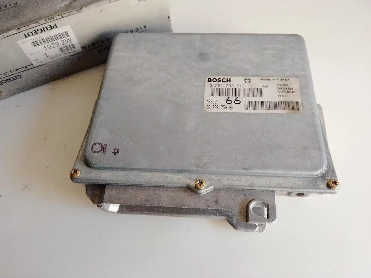 ECU fits Peugeot 106 306 Citroen Saxo TU5JP 19292W 9623675980 0261203912 Genuine View Front