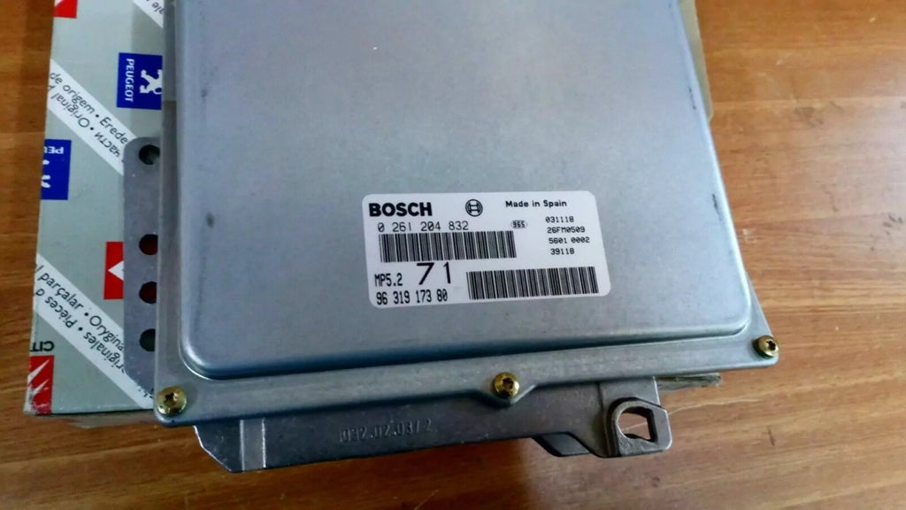 ECU Engine Control Unit fits Peugeot 406 XU7JP4 1929PH Genuine View Rear