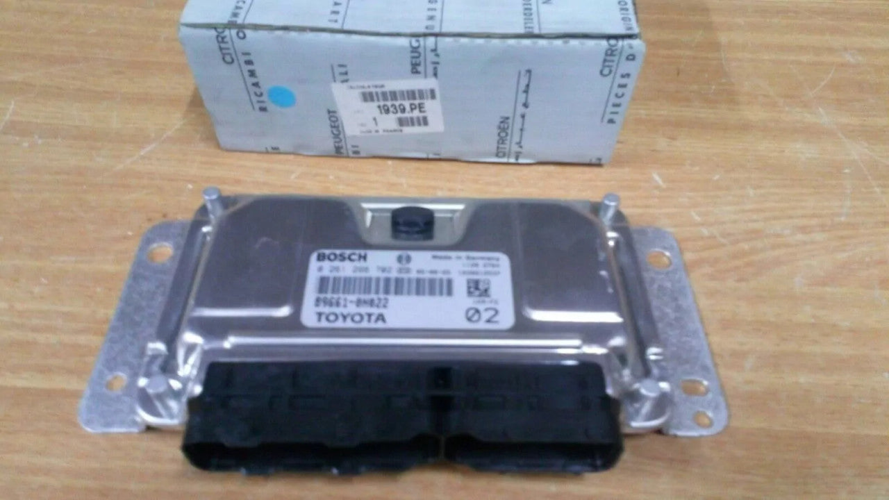 ECU fits Peugeot 107 Citroen C1 Toyota Aygo 1939PE 89661-0H022 Genuine View Left