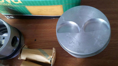 4x Pistons fits Fiat 127 Fiorino 147 Ritmo 60 Rustica 76mm Bore STD 1048cc 212.077.01 View Rear