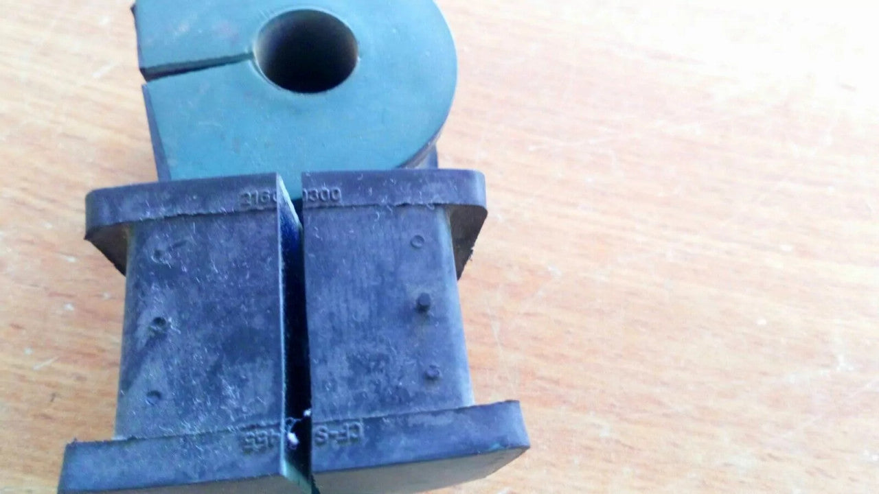 2x Sway Bar Rear Bush fits Lancia Flavia Fulvia 2160300 Genuine View Rear