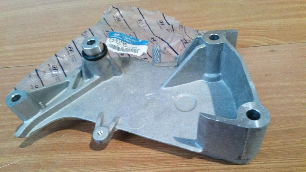 Engine Bracket fits Hyundai Accent Verna Getz Click Matrix 2167027500 Genuine View Rear