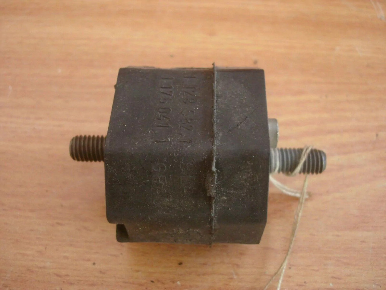 Motor Mount Rear Engine Gearbox fits BMW E30 E28 E24 23711176041 23-71-1-176-041 View Right
