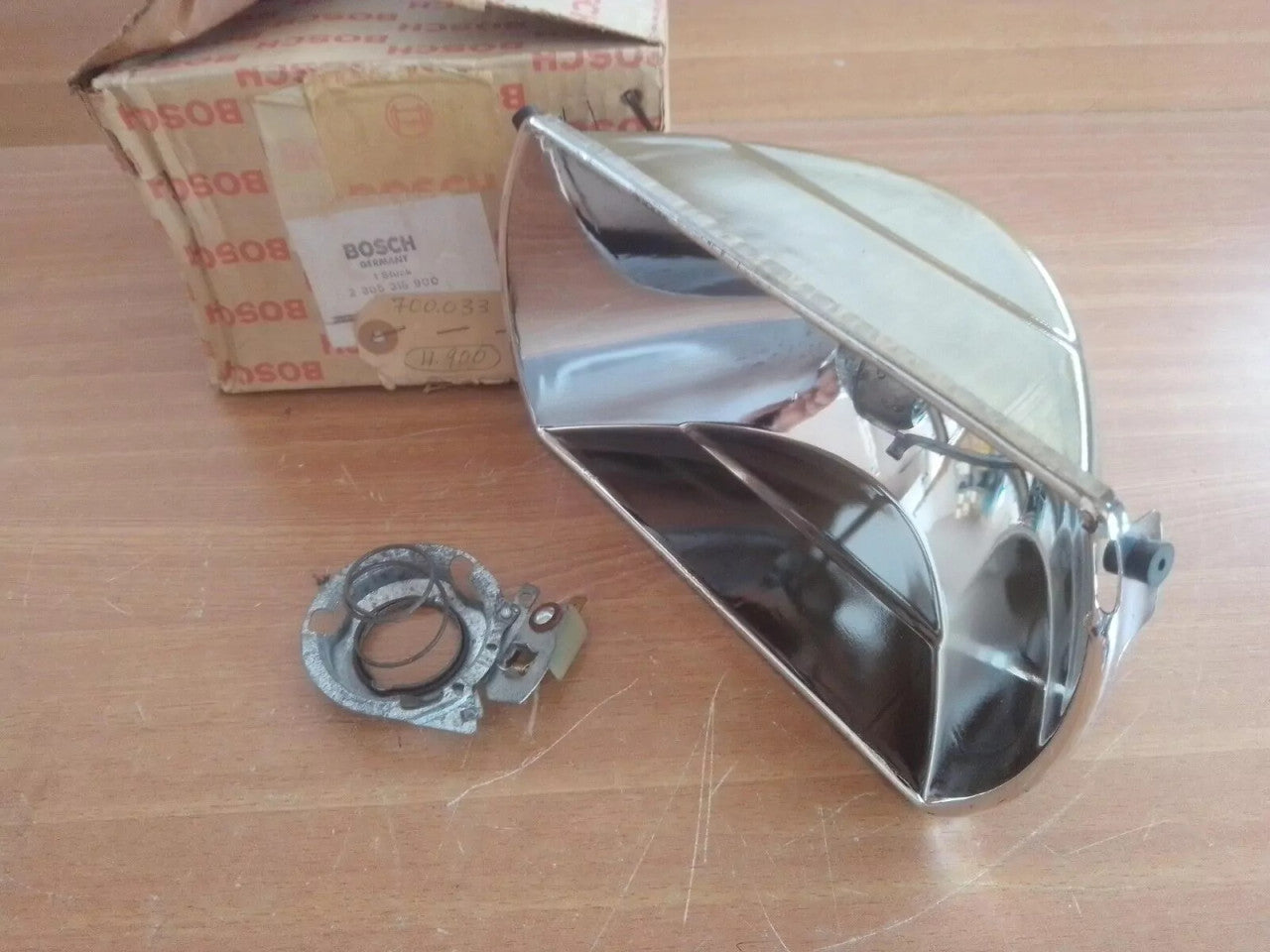 Headlight Reflector fits Alfa Romeo Alfasud 700033 2305315900 View Front