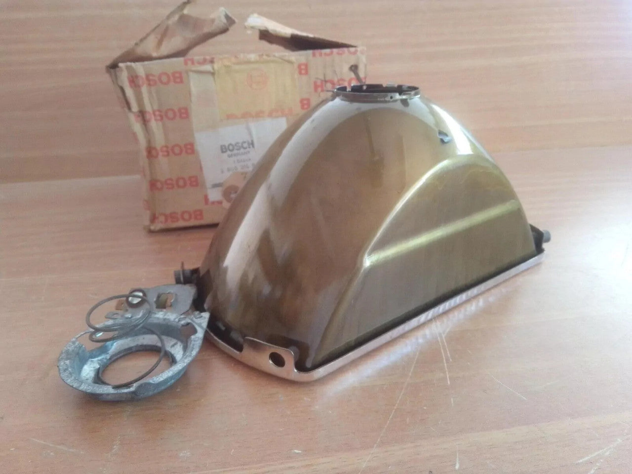 Headlight Reflector fits Alfa Romeo Alfasud 700033 2305315900 View Right