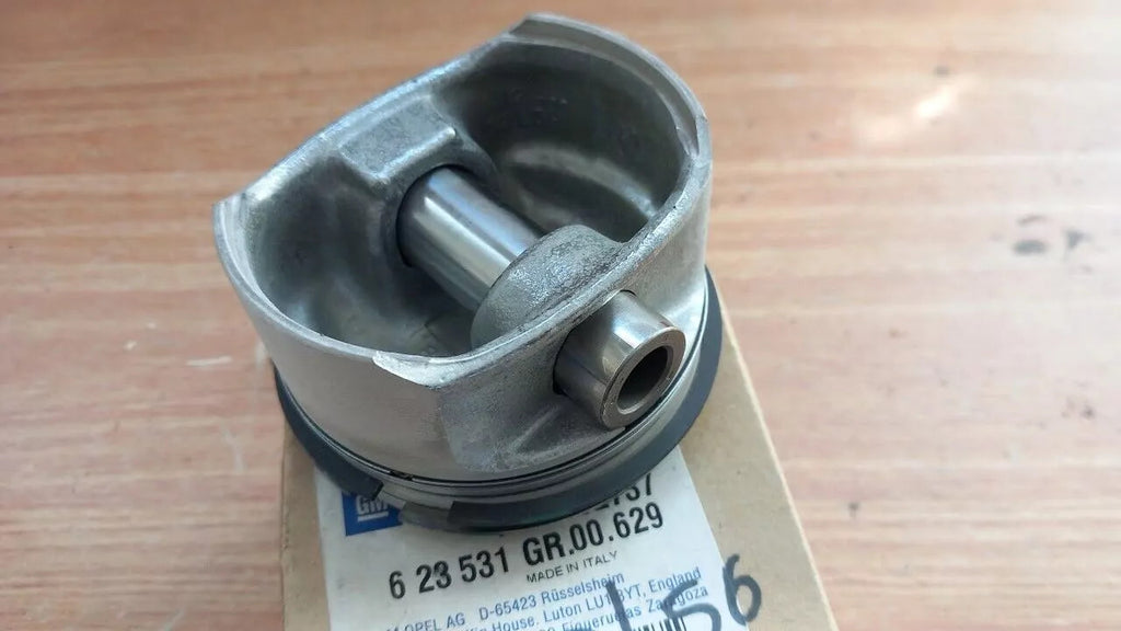 Piston fits Opel Vauxhall Z10XE Z10XEP X10XE STD 24402737 Genuine View Rear