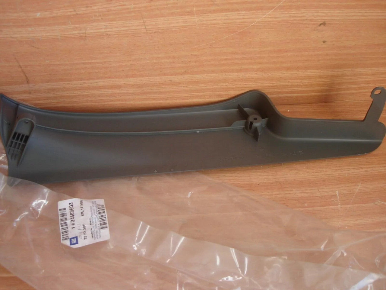 Seat Trim Outer Right Grey fits Opel Vauxhall Corsa C 24403603 Genuine View Rear