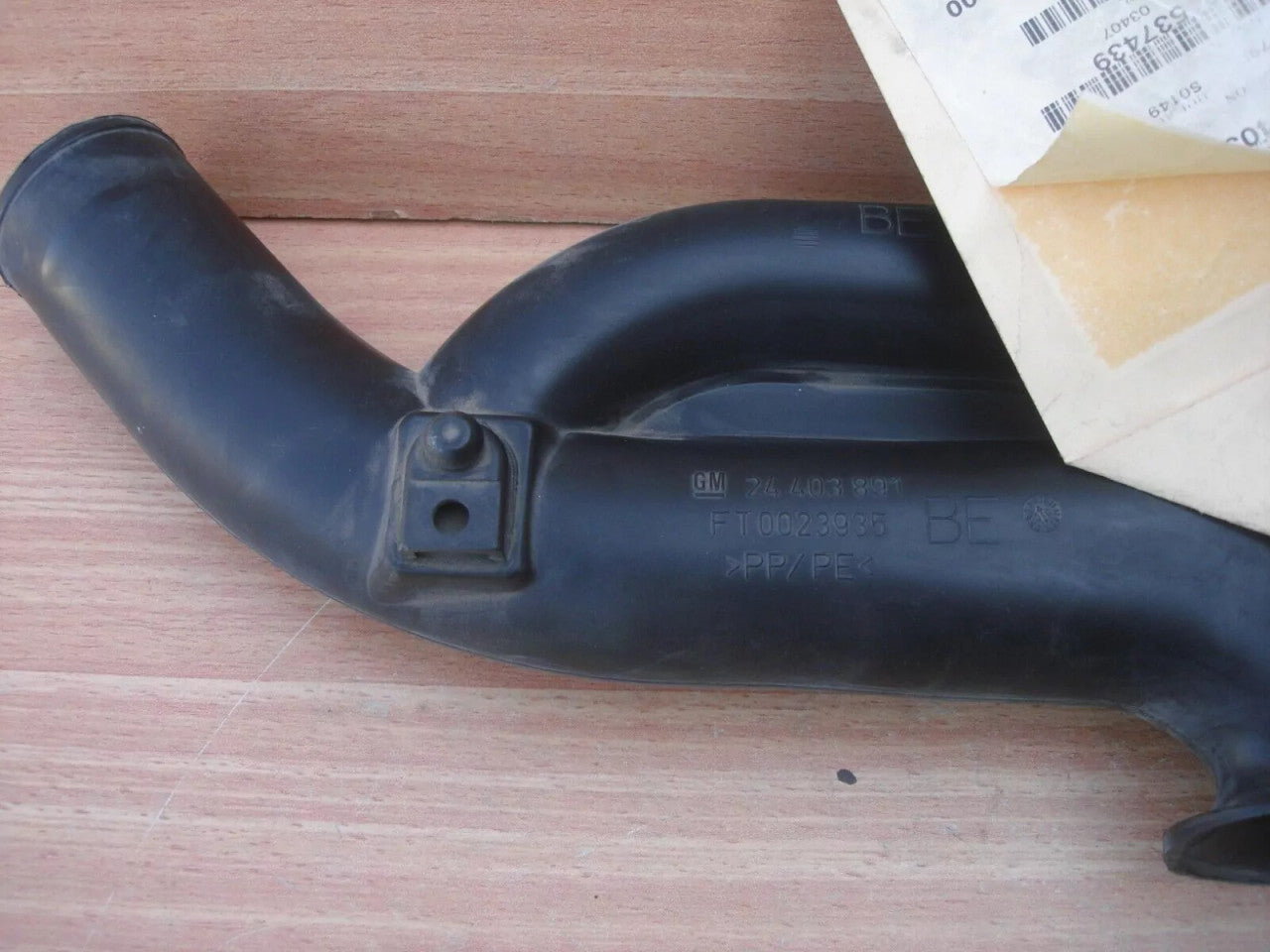 Air Intake Tube fits Opel Vauxhall Corsa C Z12XE 24403891 Genuine View Right