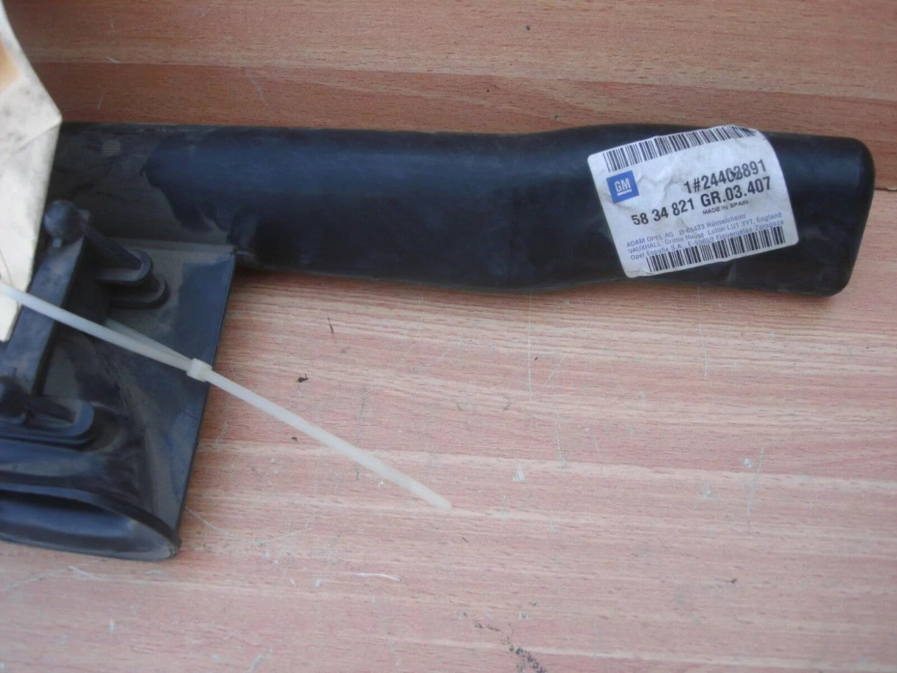 Air Intake Tube fits Opel Vauxhall Corsa C Z12XE 24403891 Genuine View Left