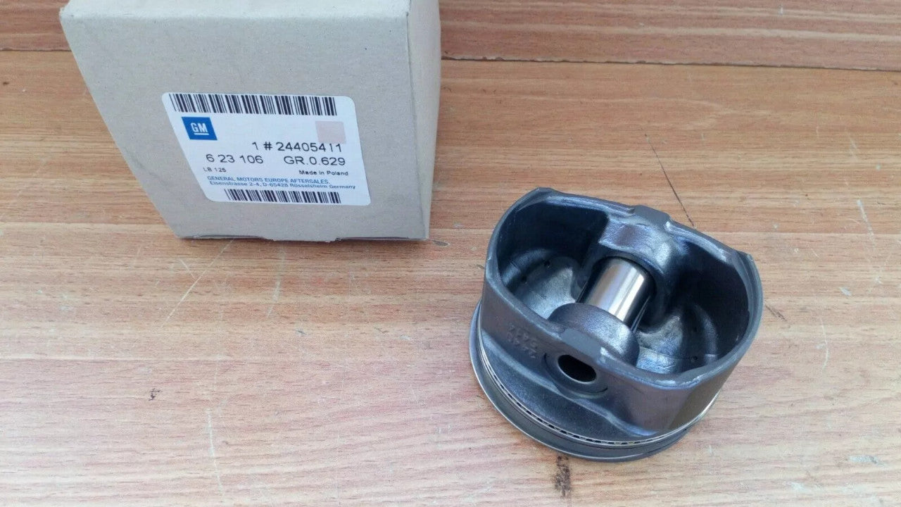 Piston STD fits Opel Vauxhall Vectra B Omega B Y26SE 24405411 Genuine View Rear