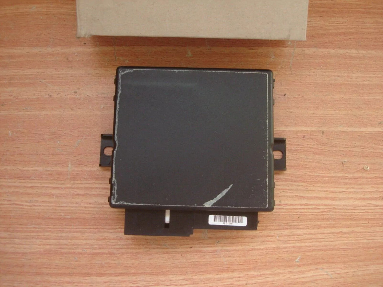 ECU Control Module Central Locking fits Opel Vauxhall Omega B Vectra B Genuine 24416615 View Rear
