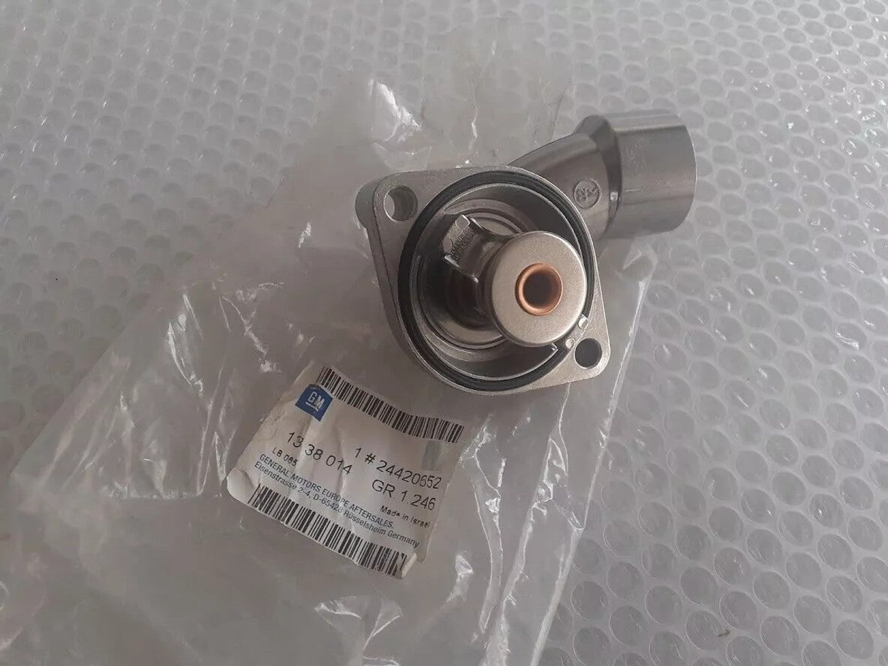 Thermostat fits Opel Vauxhall Saab X25XE Y26SE X30XE Y32SE 24420652 Genuine View Rear