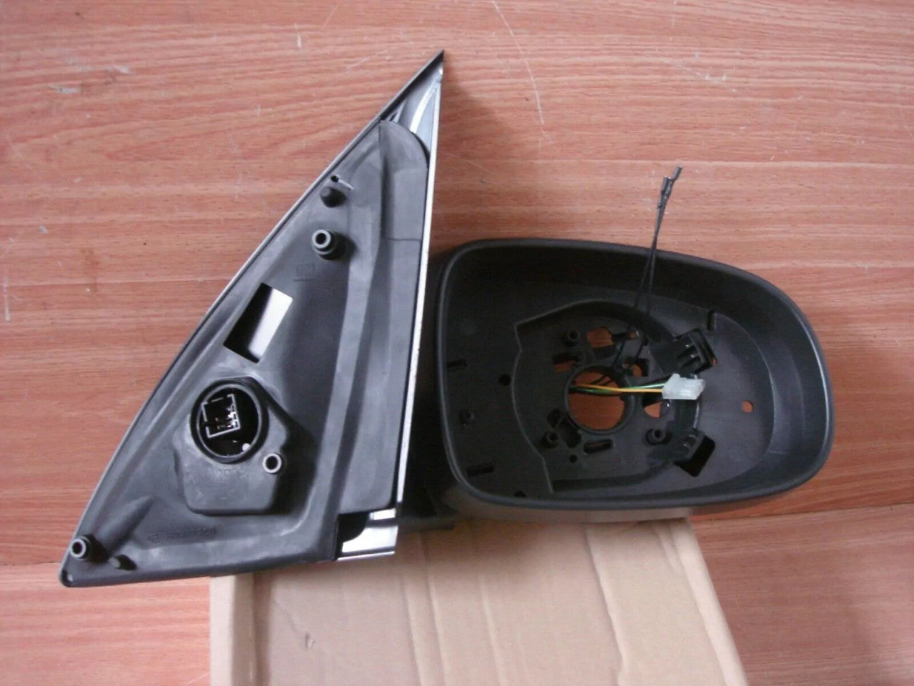 Wing Mirror Right fits Opel Vauxhall Corsa C 24420992 Genuine View Front