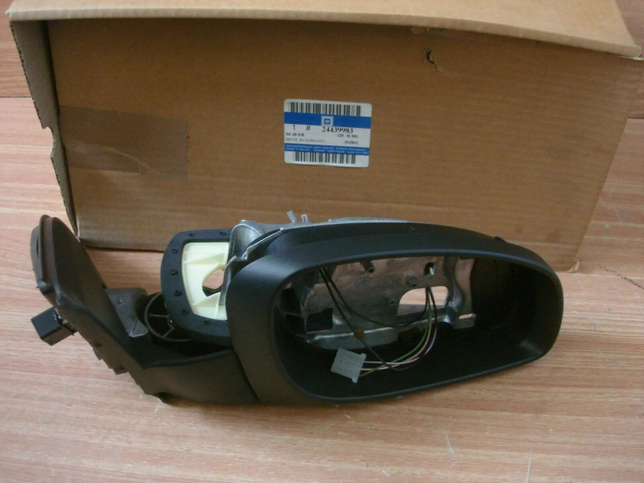Wing Mirror Right fits Opel Vauxhall Vectra C Signum 24439983 Genuine View Front