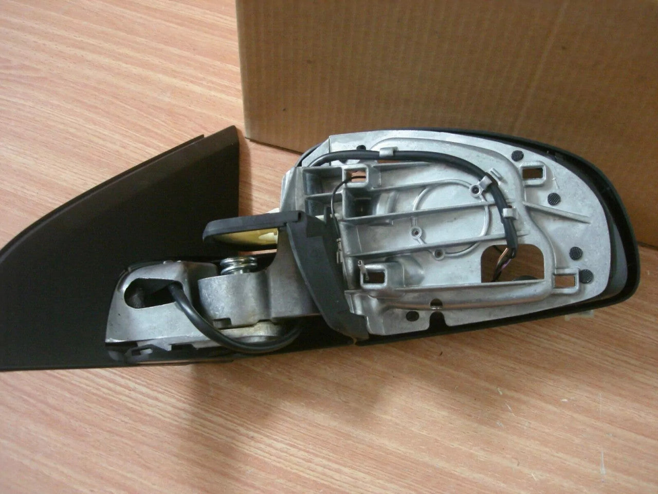 Wing Mirror Left fits Opel Vauxhall Vectra C Signum 24439985 Genuine View Rear