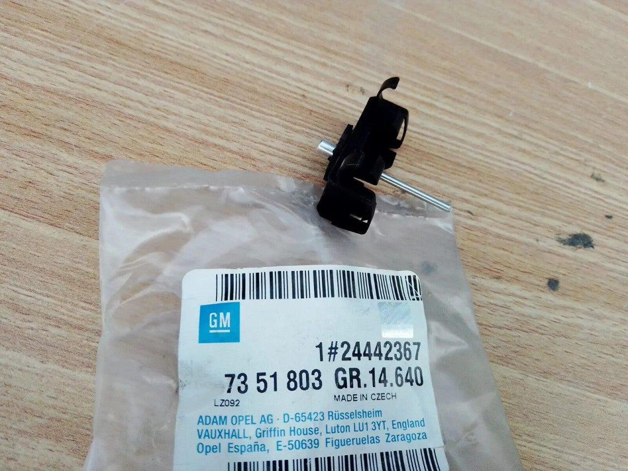 2x Roof Clamp fits Opel Vauxhall Vectra C Signum Meriva A 24442367 Genuine View Front