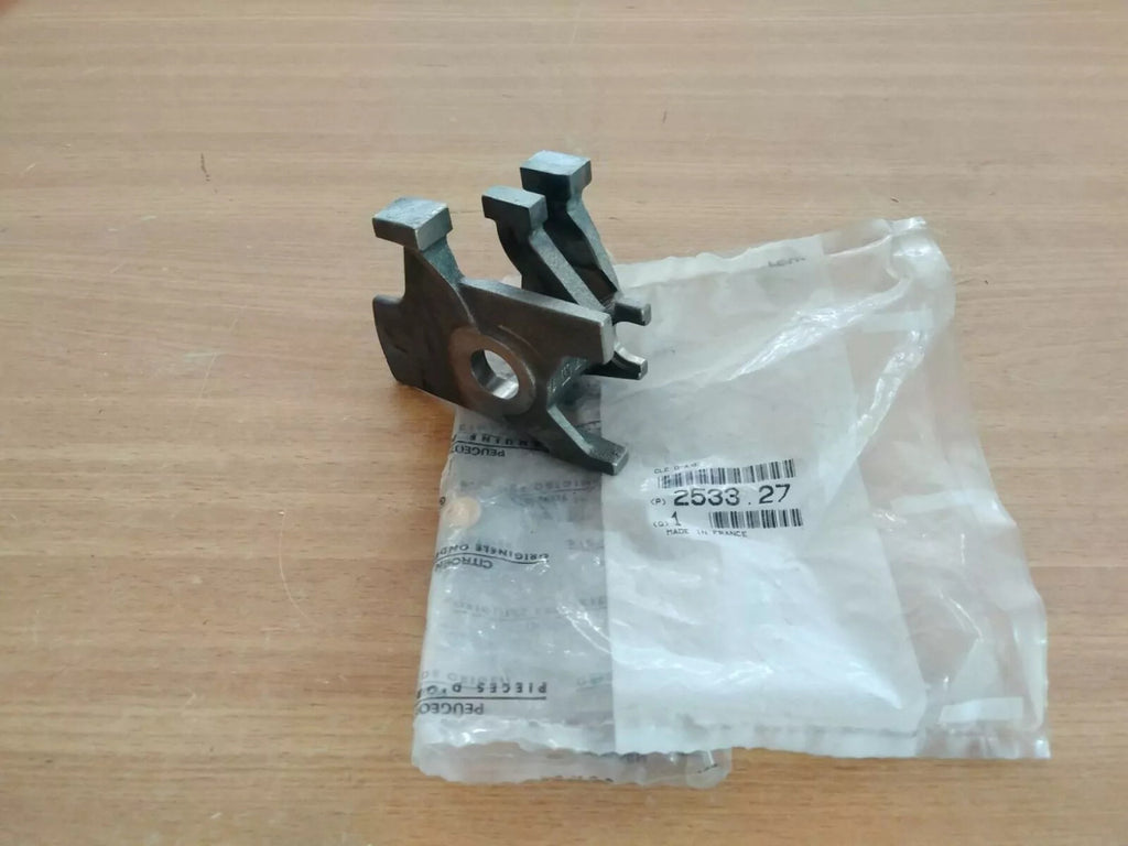 Gearshift Shaft Wrench fits Peugeot Citroen 253327 Genuine View Front
