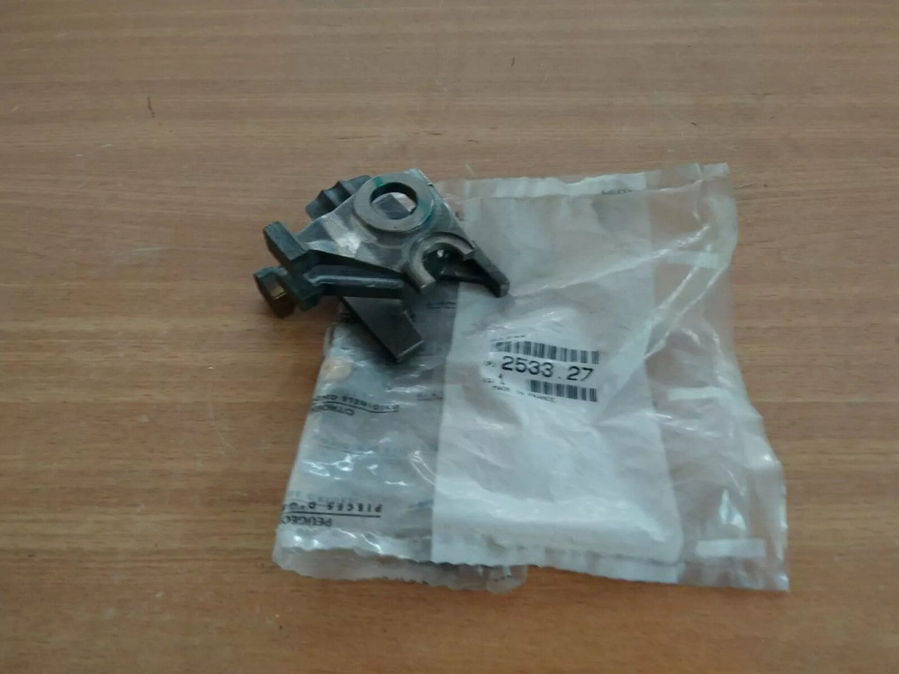 Gearshift Shaft Wrench fits Peugeot Citroen 253327 Genuine View Rear