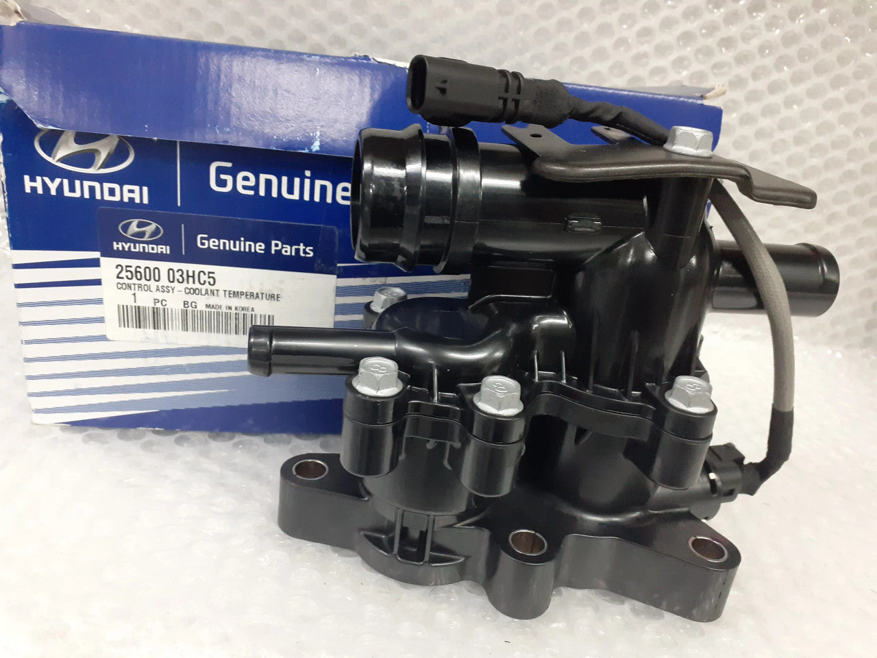 2560003HC5 View Front